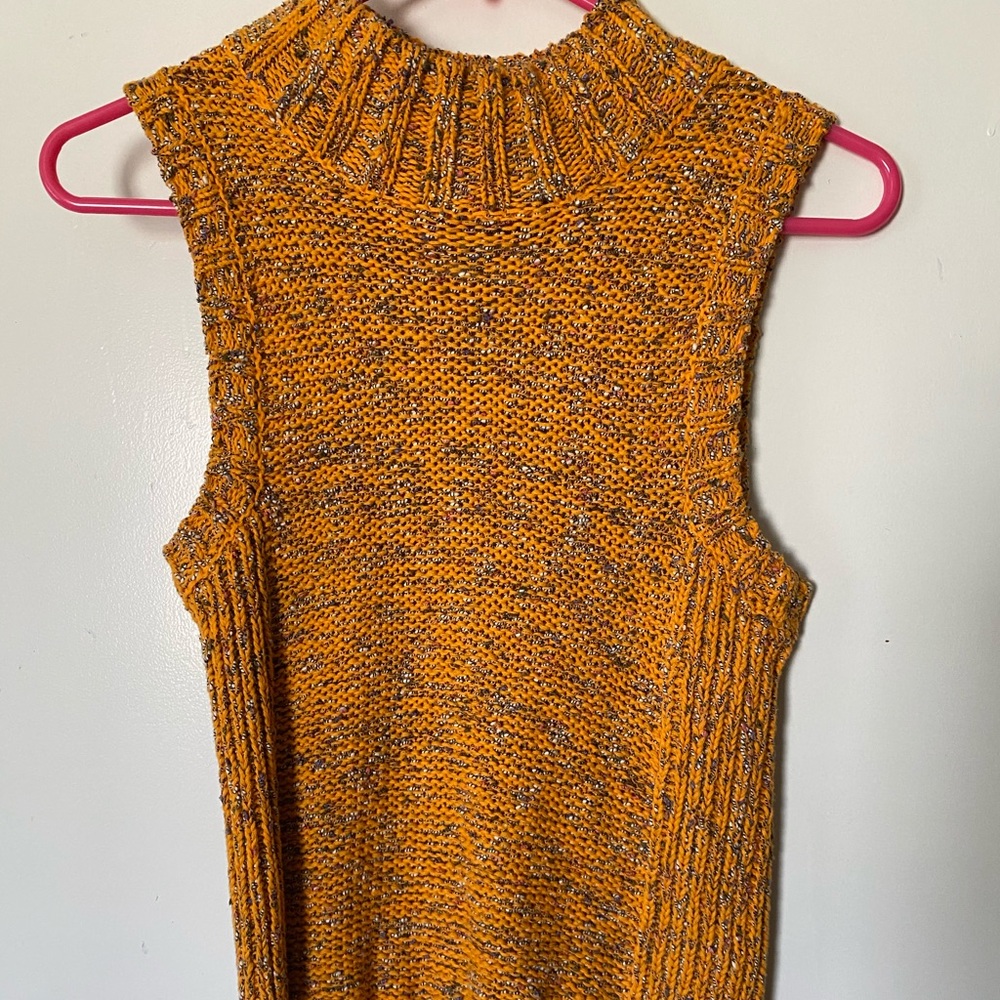 Sweater tank
